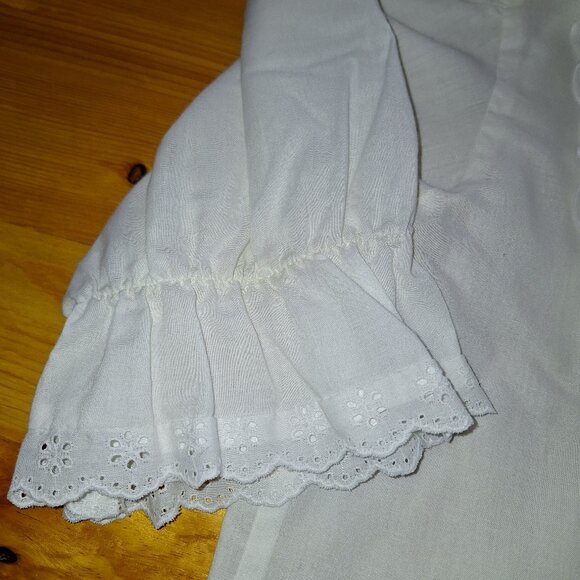 Vintage Romantic Button-Up Blouse with Ruffles and Lace - Picture 3 of 5